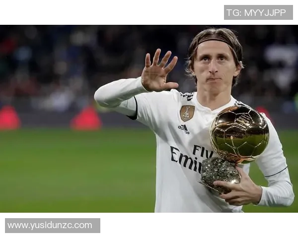 足球直播中谁是当之无愧的超级球星榜单一号人物揭秘